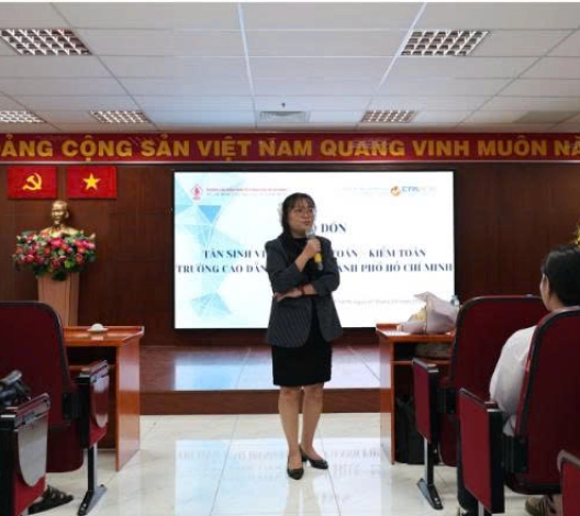 CPA HCM TẠI BUỔI GẶP MẶT TÂN SINH VIÊN K28 – HÀNH TRÌNH MỚI CÙNG KHOA KẾ TOÁN – TÀI CHÍNH